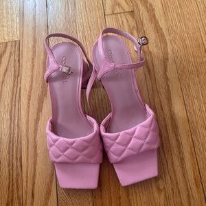 Open Edit like new pink heels size 6